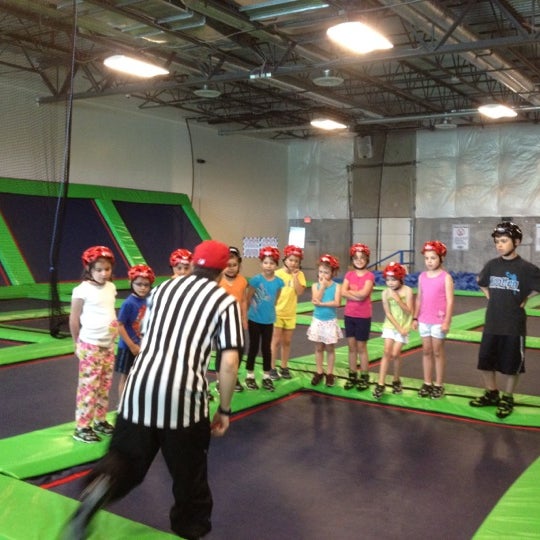 Photo taken at Rebounderz Sterling by Jorge M. on 5/17/2012