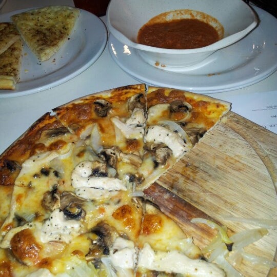 6/13/2012 tarihinde Aisyah P.ziyaretçi tarafından VivItalia Restaurant'de çekilen fotoğraf