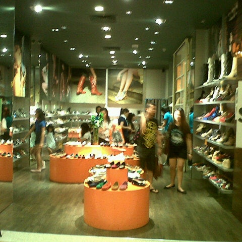 dc shoes sunway pyramid