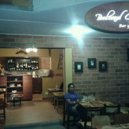Фото: Lounge pub Me2 on Boulevard, кафе, просп. Кабанбай Батыра, 58Б, корп. 3, Н