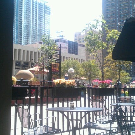 Corner Bakery Cafe in the Central Business District