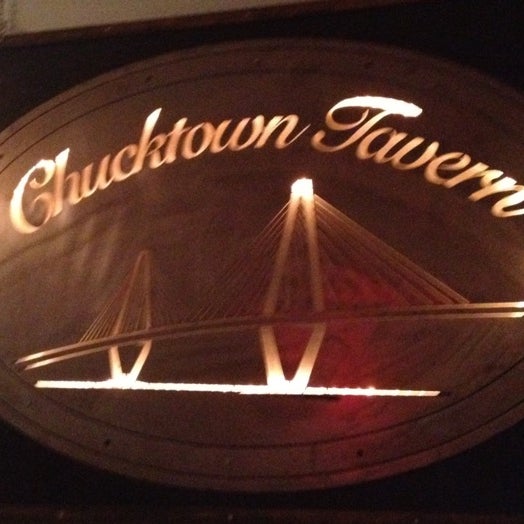 Foto tirada no(a) Chucktown Tavern por Nicole M. em 7/8/2012