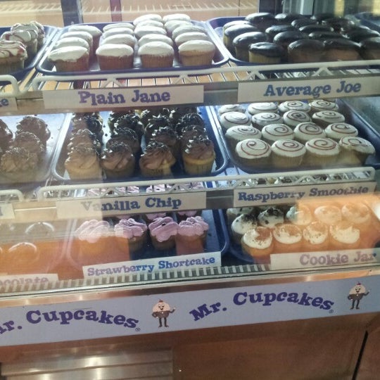 Photos at Mr. Cupcakes (Now Closed) Cupcake Shop in Hackensack