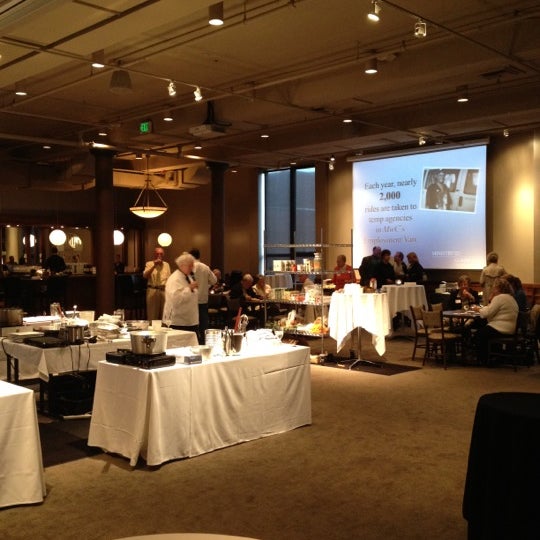 Бизнес конференция. Эвент центр. Центр событий заставская 31. Заставская 31 корпус 2 центр событий. Рбк площадка.