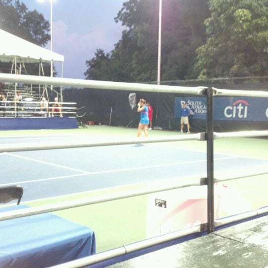 8/2/2012にJeremy F.がRock Creek Tennis Centerで撮った写真