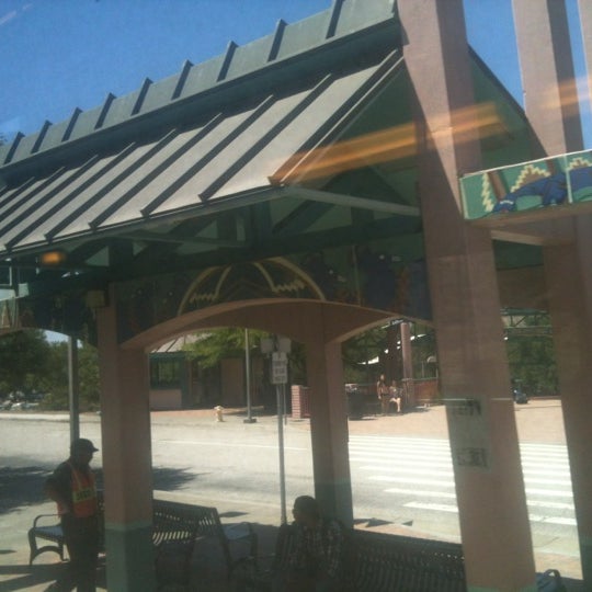 Metrolink Santa Clarita Station Newhall Santa Clarita, CA