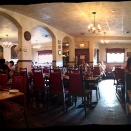 Foto diambil di Tasca Spanish Tapas Restaurant &amp; Bar oleh James L. pada 6/24/2012