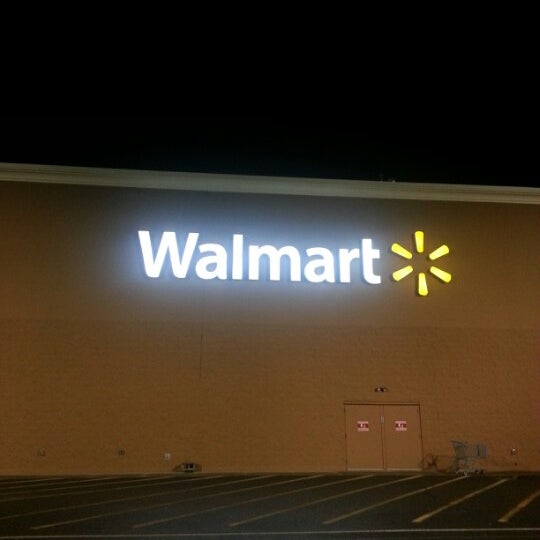 Walmart Supercenter Rice Lake'de Hipermarket'da fotoğraflar