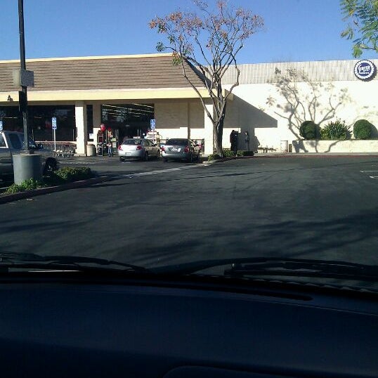 Stater Bros. Markets Grocery Store in Pomona