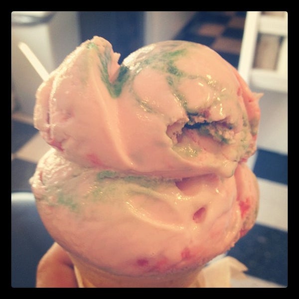 The Village Scoop Ice Cream Shop in Colchester