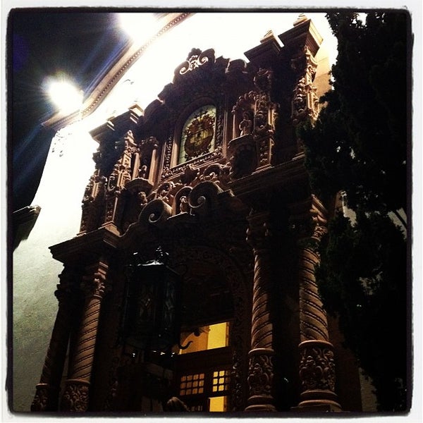 Parroquia Santa Teresita Del Niño Jesús. Lomas De Chapultepec.