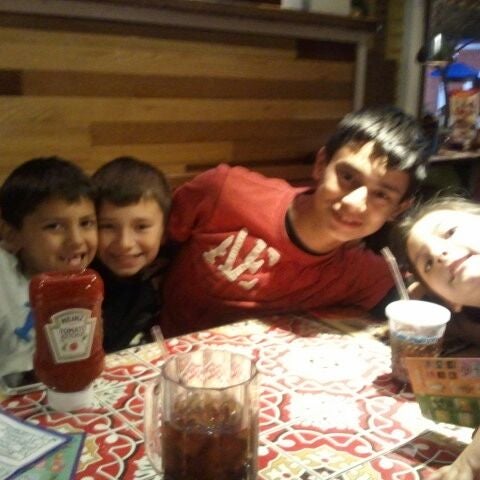 Photo taken at Chili&#39;s Grill &amp; Bar by Amber M. on 3/6/2012