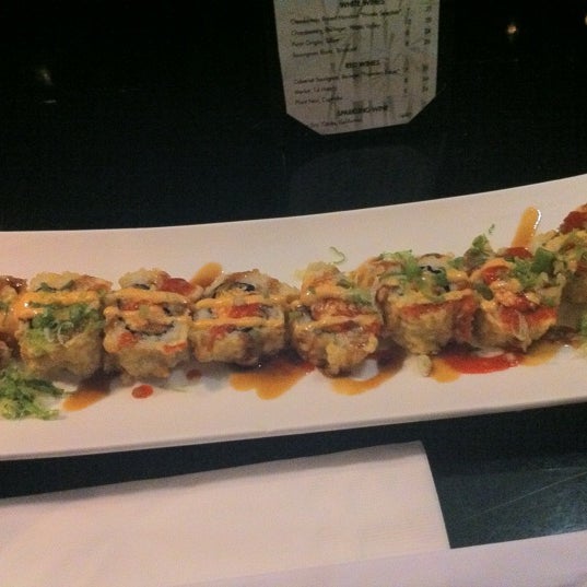 รูปภาพถ่ายที่ Kura Sushi โดย ✨Mikhai T. เมื่อ 8/1/2012