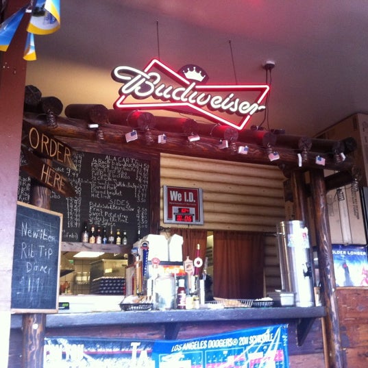 5/7/2012 tarihinde Izkah D.ziyaretçi tarafından The Bar-B-Que Bar'de çekilen fotoğraf