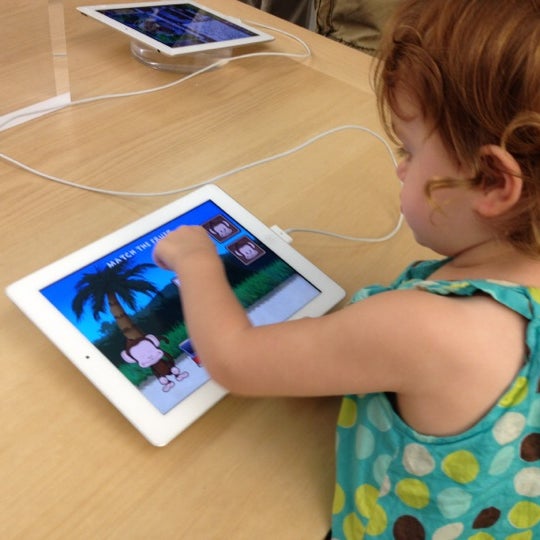 Photos at Apple Bayshore 5715 N Centerpark Way