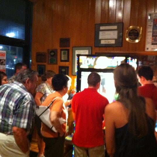Photo taken at Beef &#39;O&#39; Brady&#39;s by Molly H. on 6/28/2012