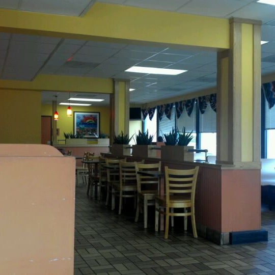 รูปภาพถ่ายที่ Taco Tierra of Evansville โดย Jennifer H. เมื่อ 5/25/2012