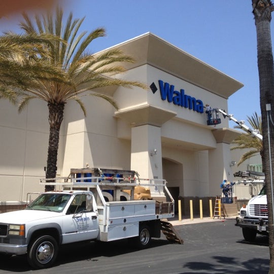 Walmart Supercenter Encinitas, CA