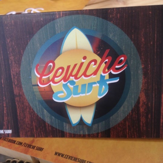 รูปภาพถ่ายที่ Ceviche Surf โดย Jnfr O. เมื่อ 8/17/2012