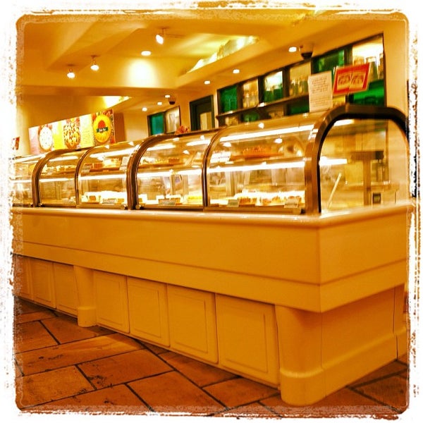 Photos At キルフェボン Qu Il Fait Bon Dessert Shop In 青山