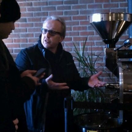 3/4/2012 tarihinde Brittany A.ziyaretçi tarafından Roast Coffee &amp; Tea Trading Company'de çekilen fotoğraf
