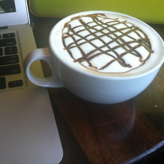 Photo taken at Green T Coffee Shop by Ally R. on 9/12/2012