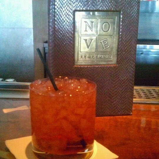Photo taken at Nove Italiano by JEM T. on 5/16/2012