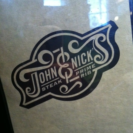2/29/2012에 Your Downtown Gal님이 John &amp; Nicks Steak &amp; Prime Rib에서 찍은 사진
