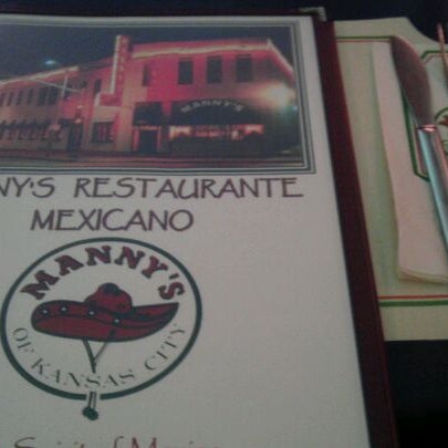 รูปภาพถ่ายที่ Manny&#39;s Mexican Restaurant โดย Benton เมื่อ 6/2/2012
