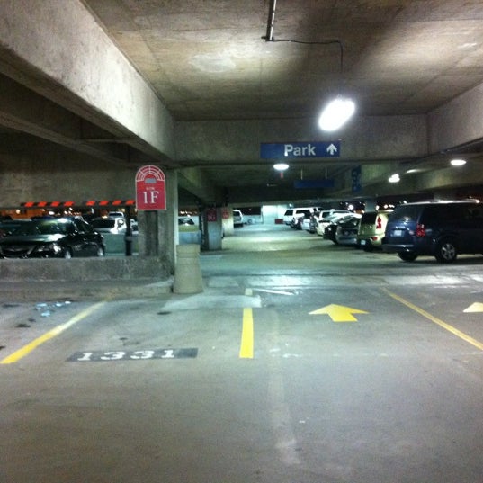 Union Station Parking Garage NoMa 50 Massachusetts Ave NE