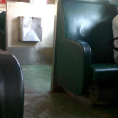 Photos at Estación Teniente [Línea Urquiza] Bella Vista