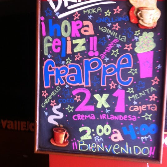 6/13/2012 tarihinde Hugo L.ziyaretçi tarafından Espresso 73 Café'de çekilen fotoğraf