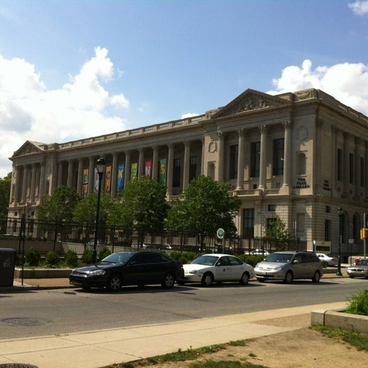 Free Library of Philadelphia Library in Fairmount Art Museum