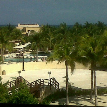 Foto tirada no(a) Ocean Spa Hotel por Wander S. em 4/5/2012
