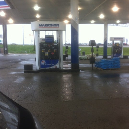 Photos At Village Pantry Marathon Gas Station In Indianapolis