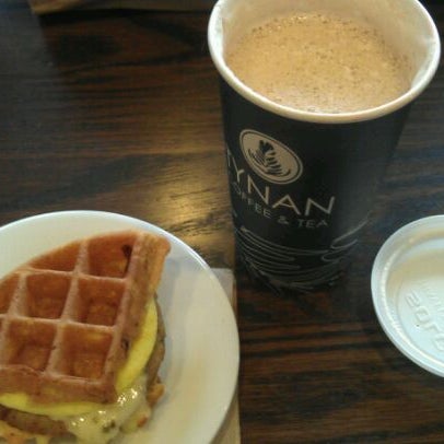 Снимок сделан в Tynan Coffee &amp; Tea пользователем Emma G. 3/9/2012