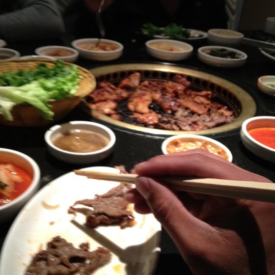 Foto tomada en Beque Korean Grill  por Vince C. el 3/8/2012