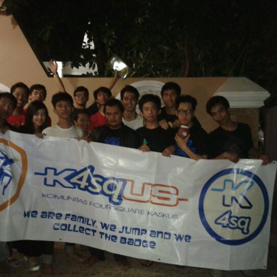 Foto scattata a #K4SQUS HQ da Jumper K4SQUS (. il 8/11/2012