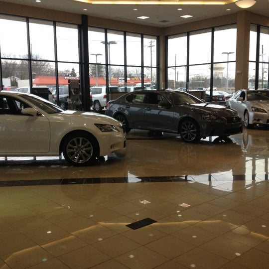 Lexus of Cherry Hill Car Dealership