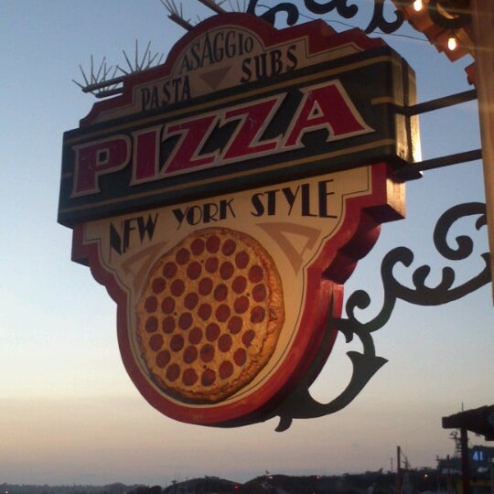Foto tirada no(a) Asaggio Pizza Pasta Plus por Michael H. em 8/3/2012
