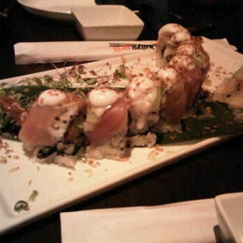 รูปภาพถ่ายที่ Kaiyo Grill &amp; Sushi โดย Simon V. เมื่อ 9/1/2012
