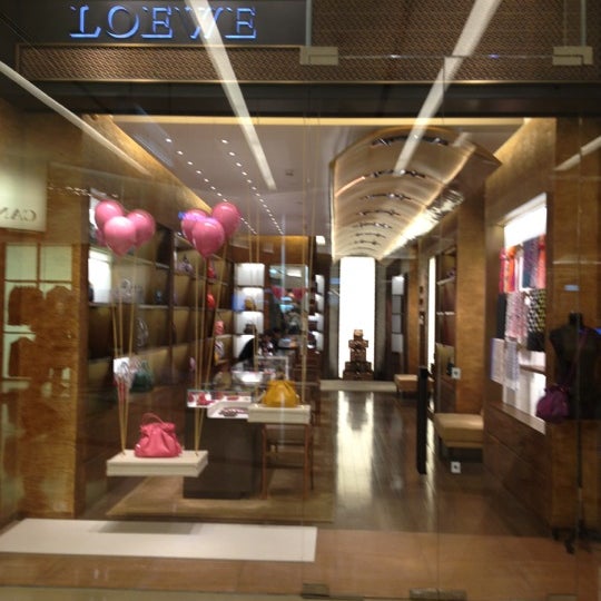Loewe ngee ann city online