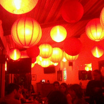 3/17/2012에 Gil G.님이 The Garden Sushi Bar에서 찍은 사진