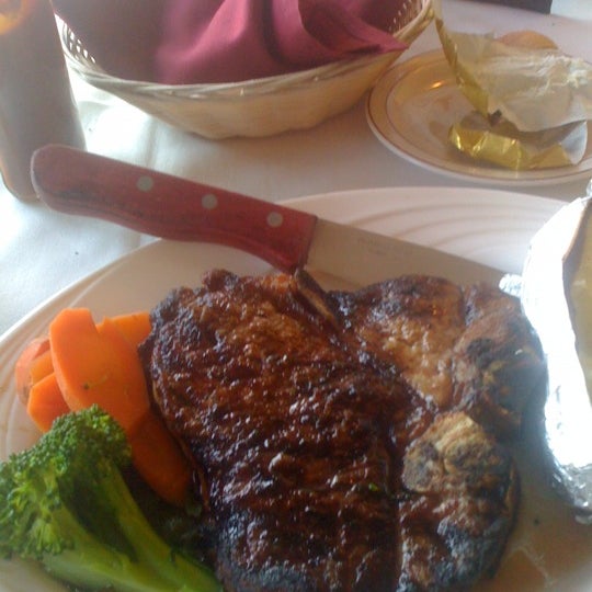 Photo taken at Select Cut Steak House by LACEY S. on 3/17/2012