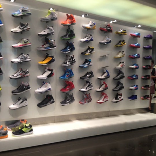 Nike - Sporting Goods Shop in Bukit Bintang
