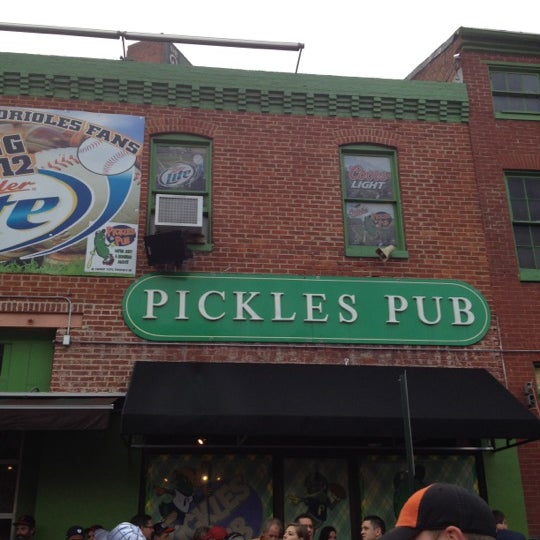 9/8/2012 tarihinde Matthew M.ziyaretçi tarafından Pickles Pub'de çekilen fotoğraf