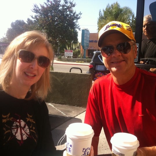 5/27/2012 tarihinde Diana W.ziyaretçi tarafından Peet&#39;s Coffee &amp; Tea'de çekilen fotoğraf