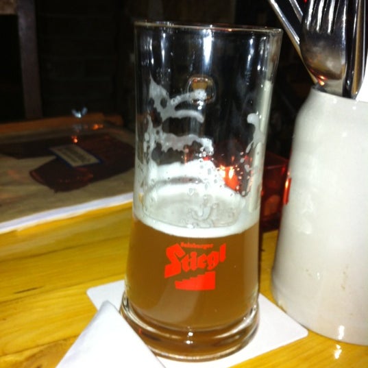 2/27/2012にKlaus M.がHinterholz Bar-Restaurantで撮った写真
