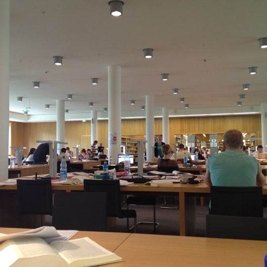 Photos At Bibliothek Recht Wirtschaft Bruw College Library