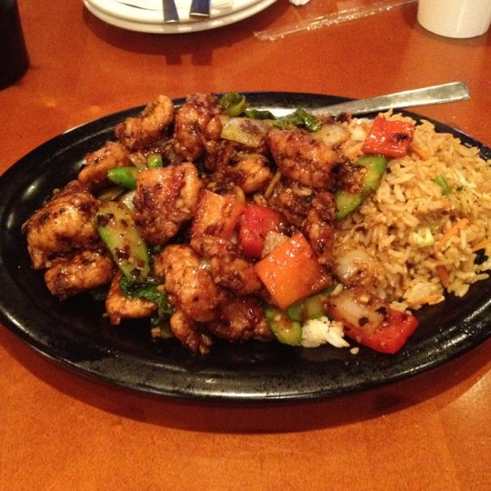 Photo taken at Pei Wei by Luc J. on 7/5/2012